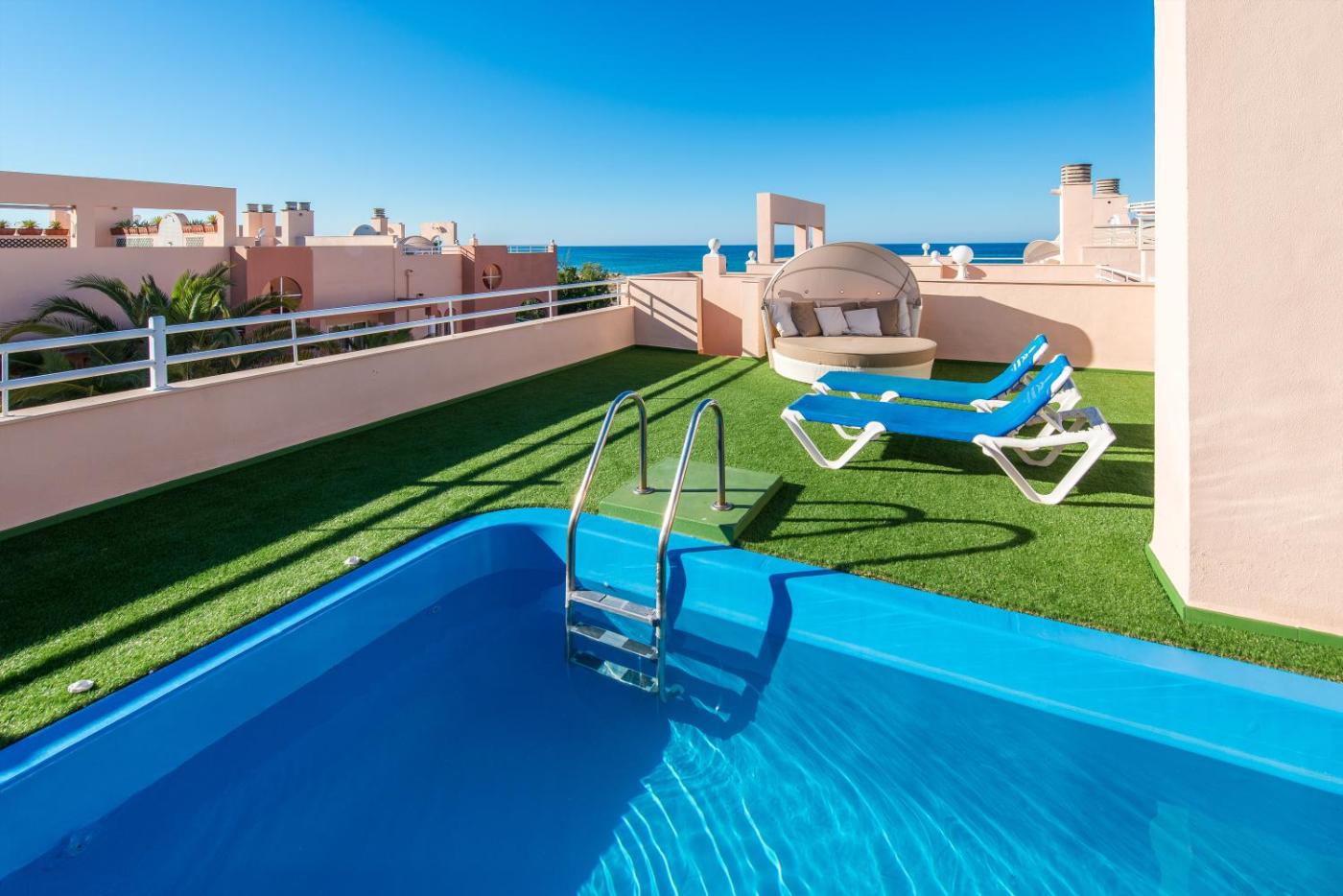 Hotel with private pool - Oliva Nova Beach & Golf Hotel