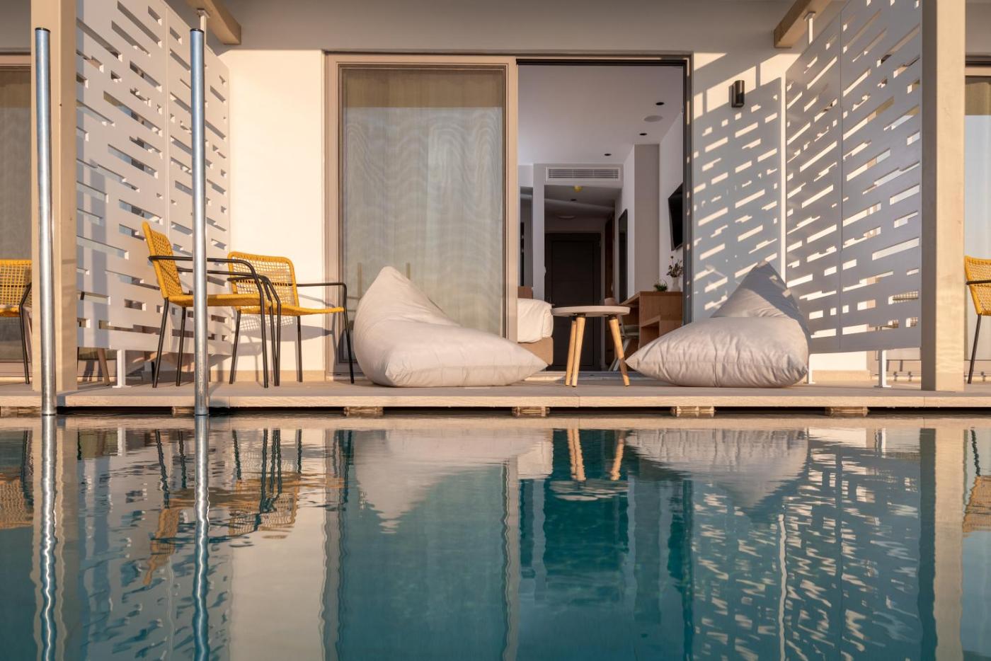 Hotel with private pool - Paralos Kyma Dunes Adults Only