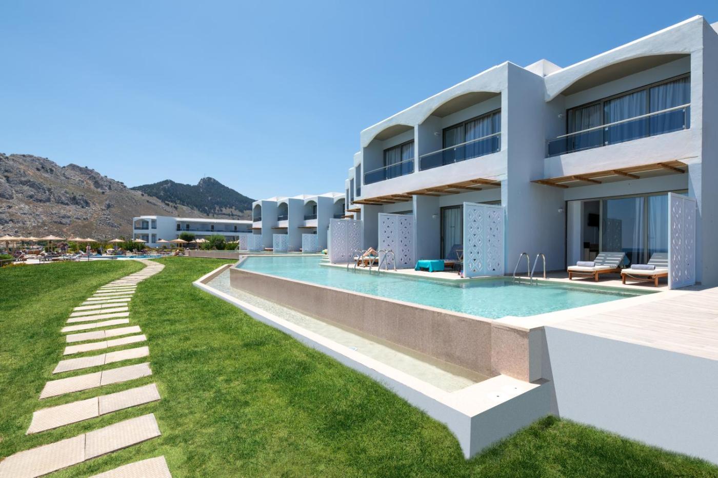 Hotel with private pool - Paralos Rodos Lifestyle