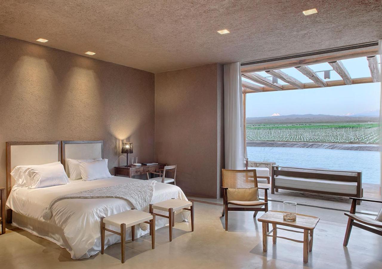 Hotel with private pool - Rosell Boher Winery Lodge & Spa