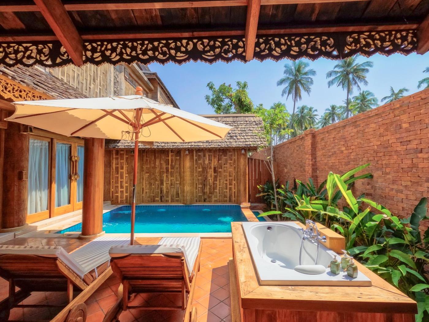 Hotel with private pool - Santhiya Phuket Natai Resort & Spa