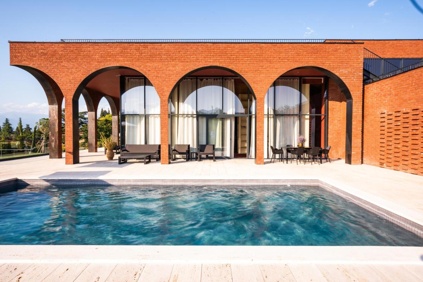 Hotel with private pool - Tsinandali Estate, A Radisson Collection Hotel