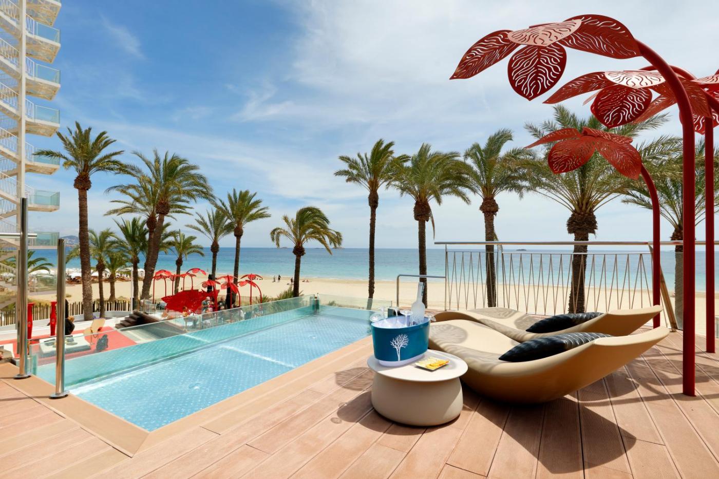 Hotel with private pool - Ushuaïa Ibiza Beach Hotel