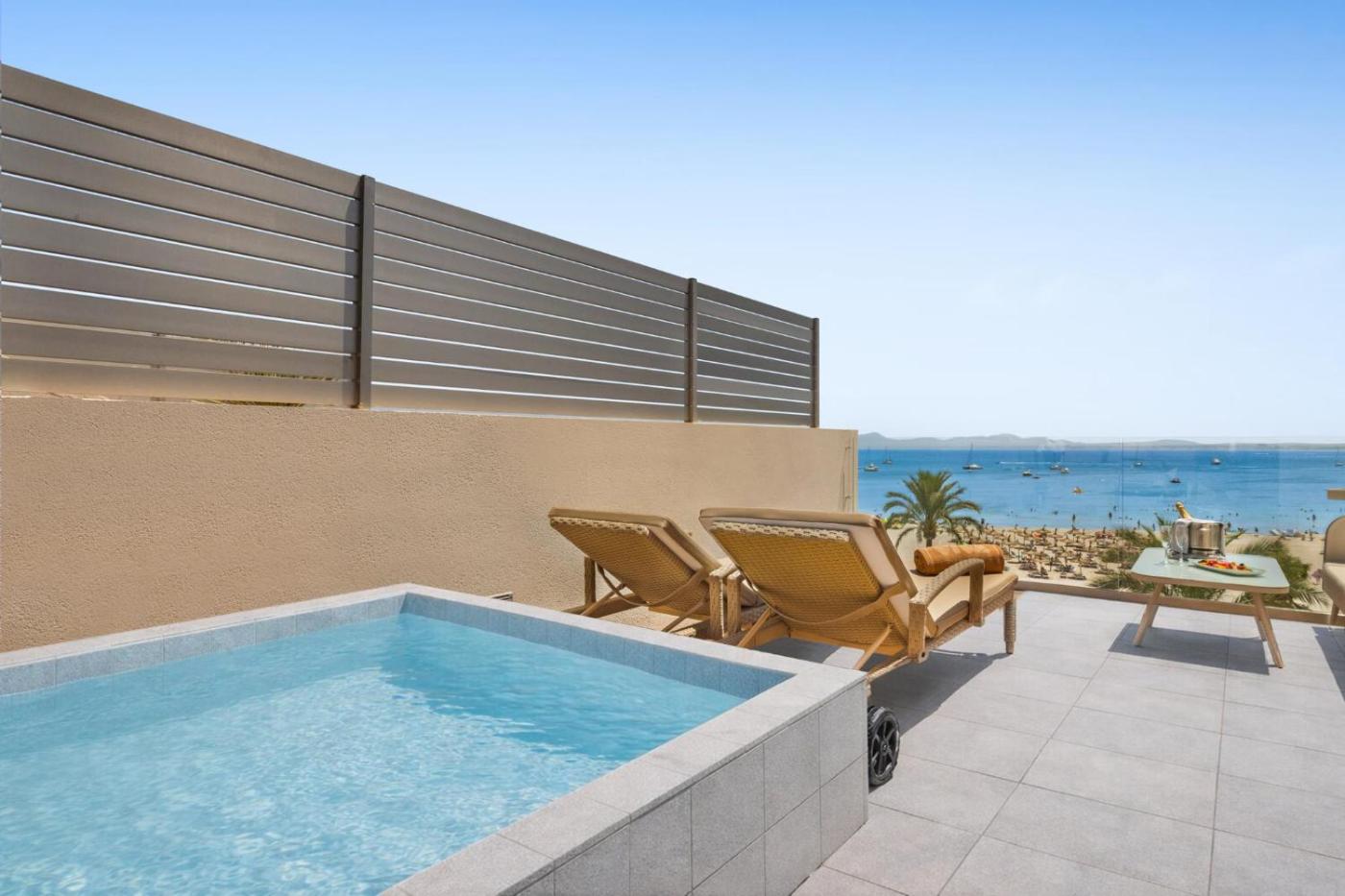 Hotel with private pool - VIVA Golf Adults Only 18+
