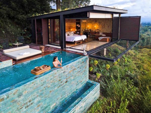 Hotel with private pool - Bio Habitat hotel