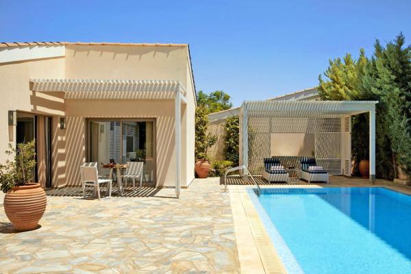 Hotel with private pool - Mare Ayia Napa