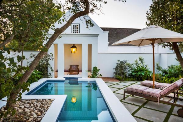 Hotel with private pool - Akademie Street Boutique Hotel