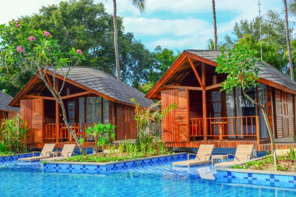 Hotel with private pool - Gili Air Lagoon Resort