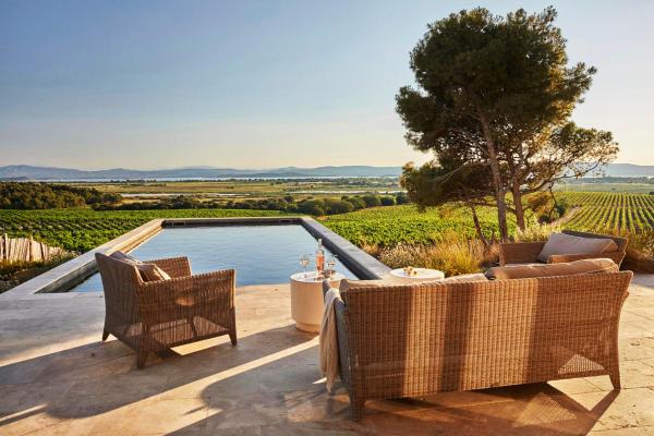 Hotel with private pool - Château Capitoul
