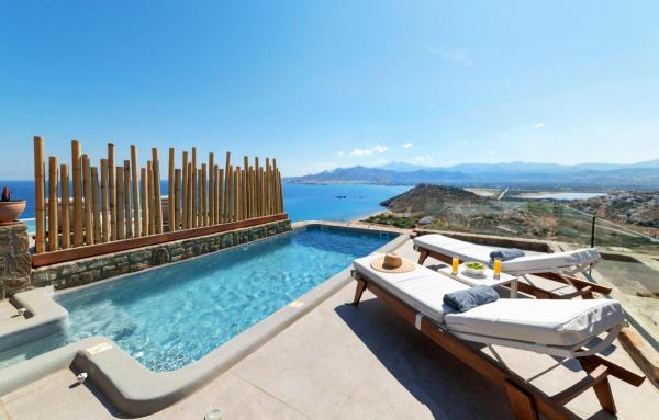 Hotel with private pool - Naxos Rock Villas