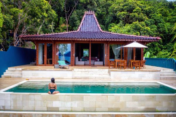 Hotel with private pool - Karuna El Nido Villas