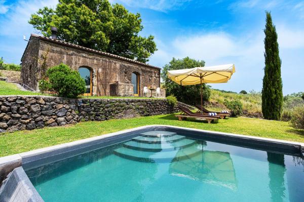 Hotel with private pool - Monaci delle Terre Nere