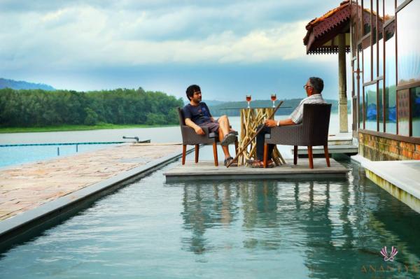 Hotel with private pool - Anantya By The Lake