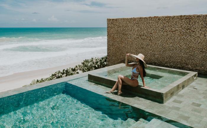 Hotel with private pool - Kenoa Exclusive Beach Spa & Resort