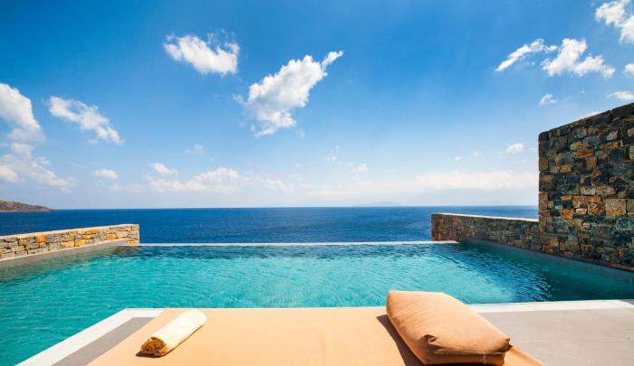 Hotel with private pool - Aquila Elounda Village Resort, Suites & Spa