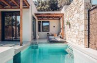 Hotel with private pool - Monastery Estate Retreat