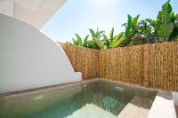 Hotel with private pool - Atma Beach Rooms & Suites