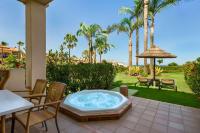 Hotel with private pool - Wyndham Grand Residences Costa del Sol
